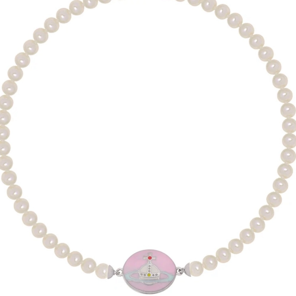 Vivienne Westwood Pearl necklace